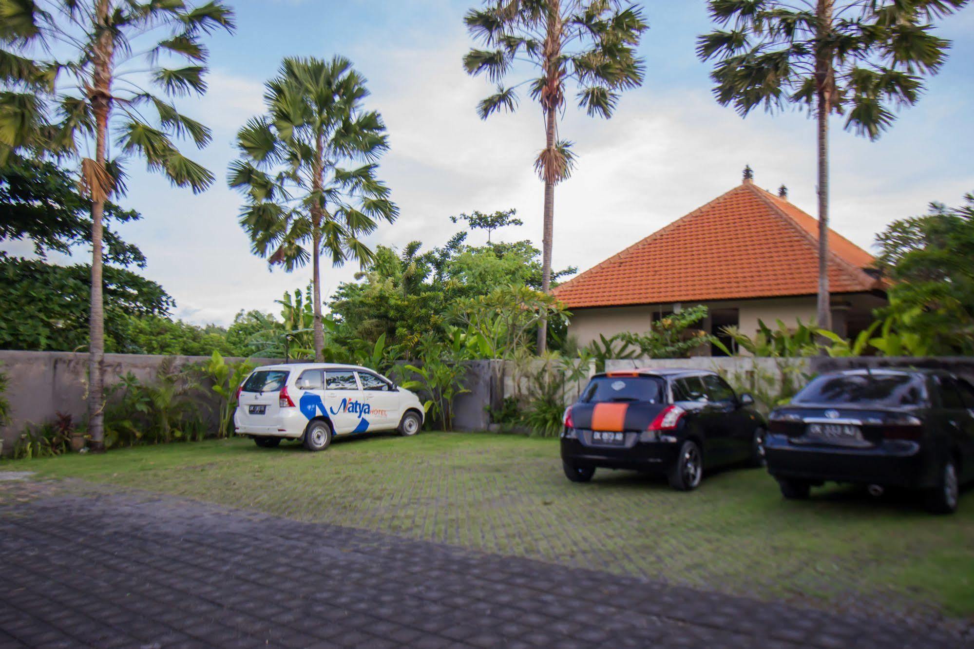 Natya Hotel Tanah Lot Selemadeg Exterior foto